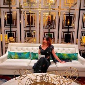 Meet your Posher, Sabika